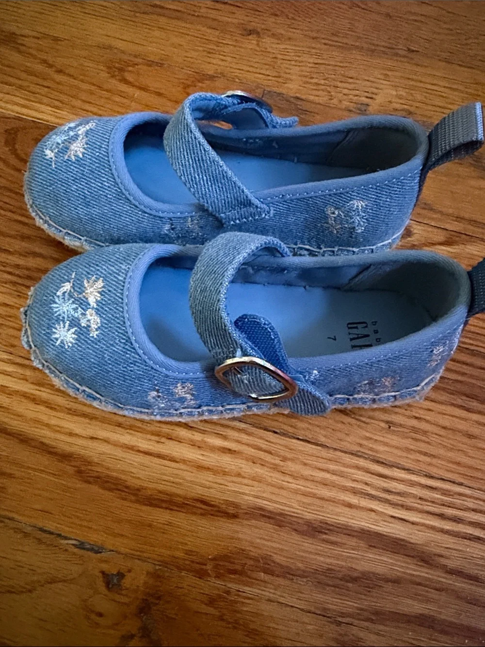 GAP Denim Blue Mary Jane Shoes with Embroidered Flowers
